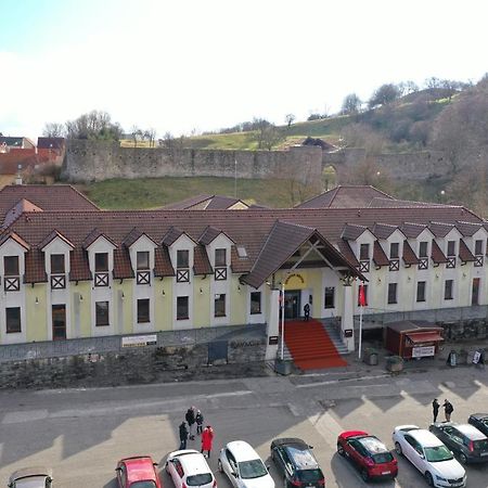 Hotel Hradna Brana Bratislava Exterior foto
