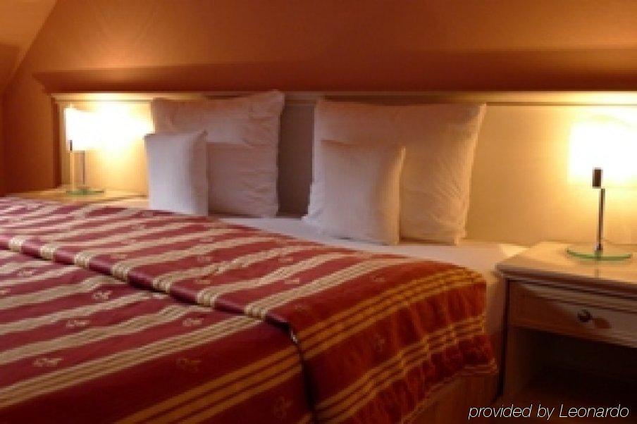 Hotel Hradna Brana Bratislava Quarto foto