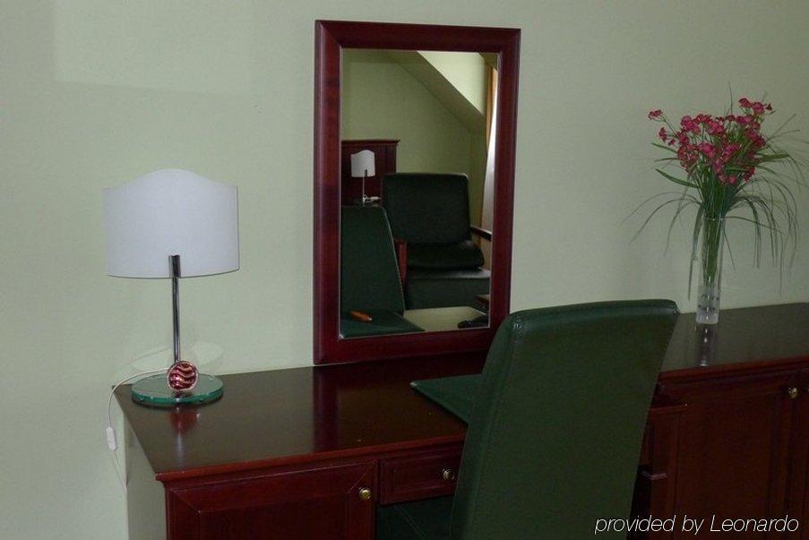 Hotel Hradna Brana Bratislava Quarto foto